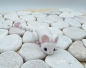Preview: Baby Maus Weiß mit beweglichem Schwanz