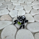 Mini Spinne Schwarz – Ausdrucksstark, beweglich und unverwechselbar